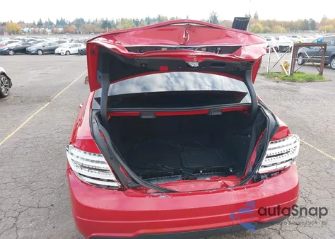 2012 Mercedes-Benz C 250 Luxury/Sport из США, поврежденный, VIN WDDGF4HB1CR215032